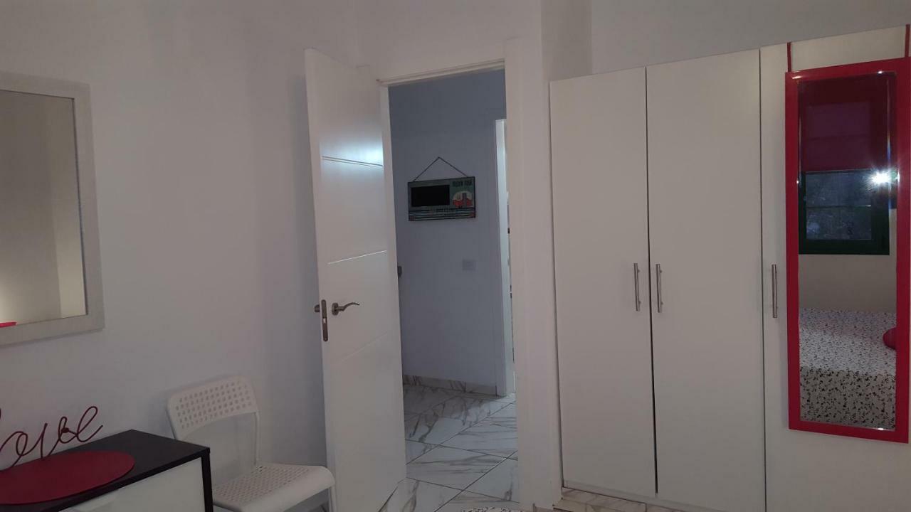 Puerta Del Sol La Rossa Apartment Caleta De Fuste Exterior photo